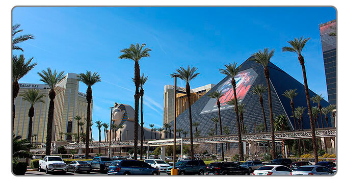 Image of Luxor Hotel Pyramind Las Vegas - High Roller Casino